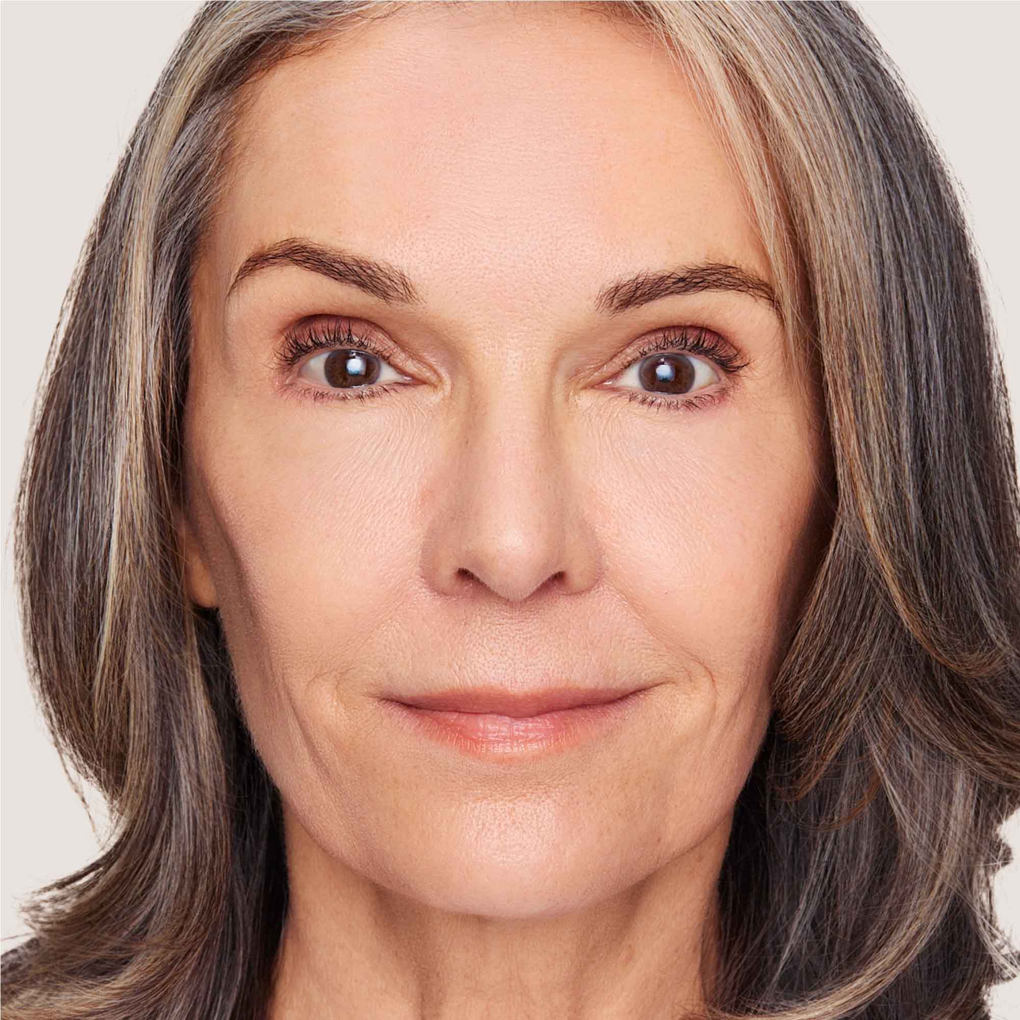 No Makeup Makeup® Foundation + Brush Duo - Light - Image 7