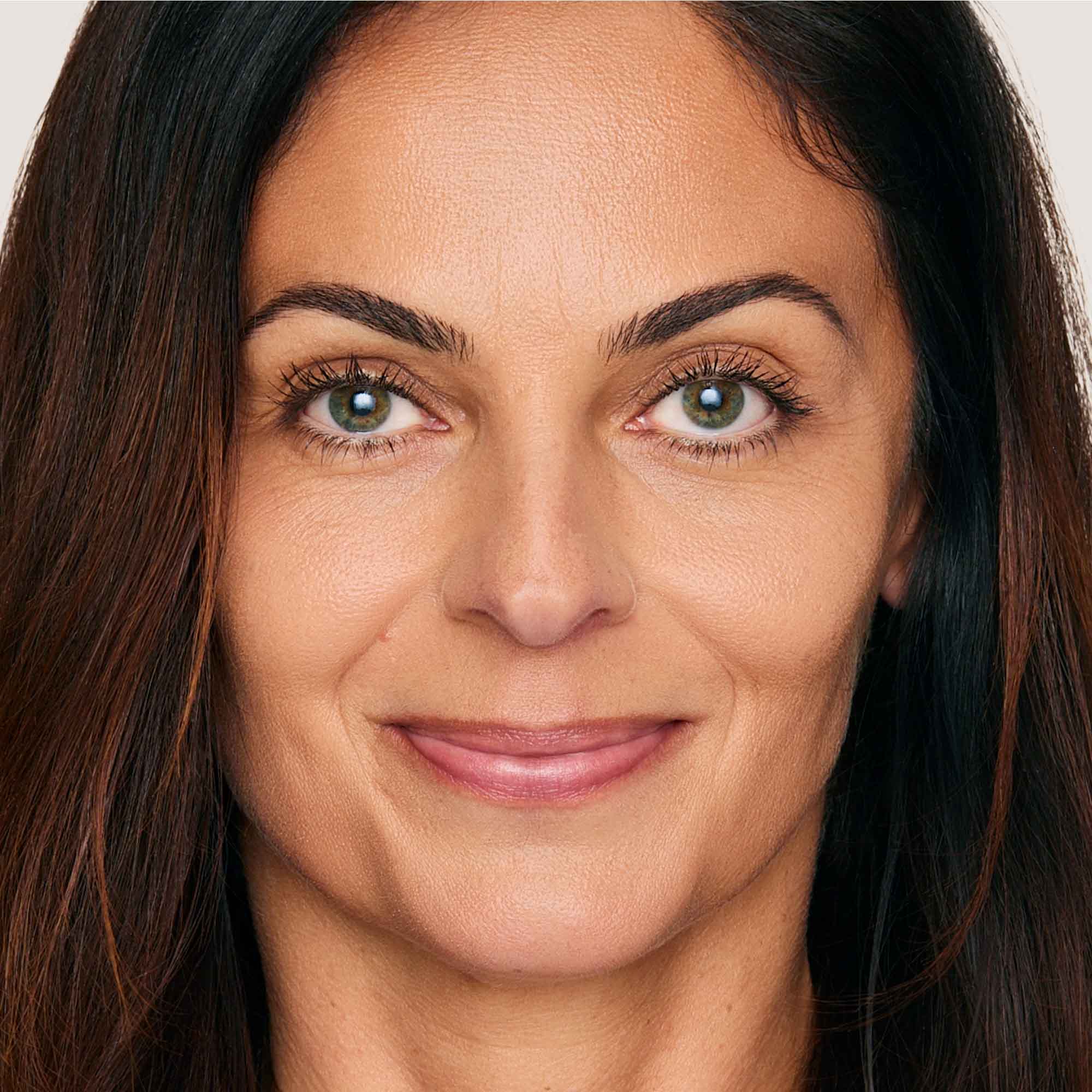 No Makeup Makeup® Foundation - Medium - Image 8
